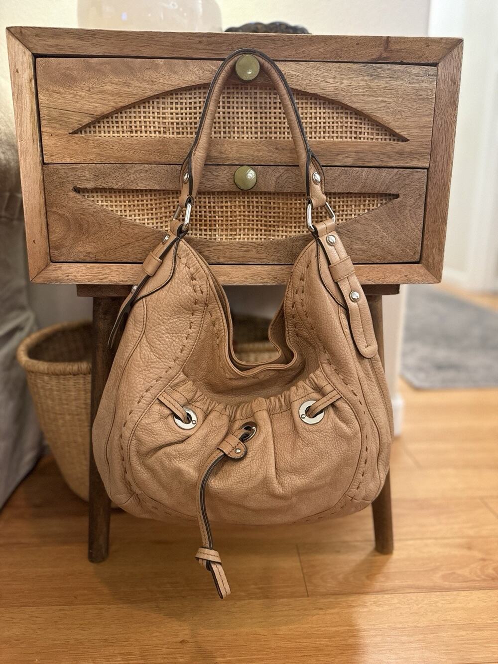B. Makowsky Tan Leather Hobo Style Shoulder Bag Double Straps Slouch Boho Hippie